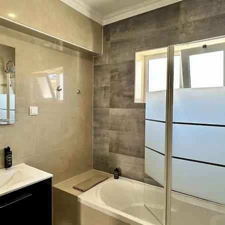 Hibisco 2 By Check-in Portugal Apartamento *