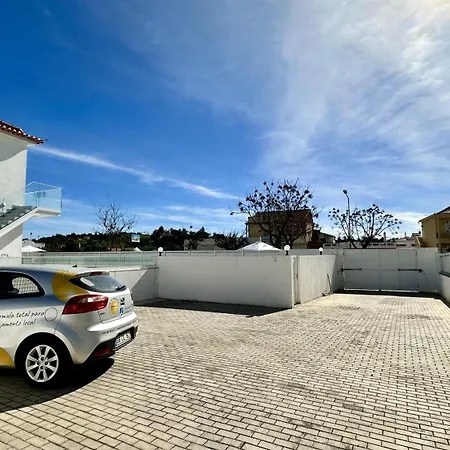 Hibisco 2 By Check-in Portugal *