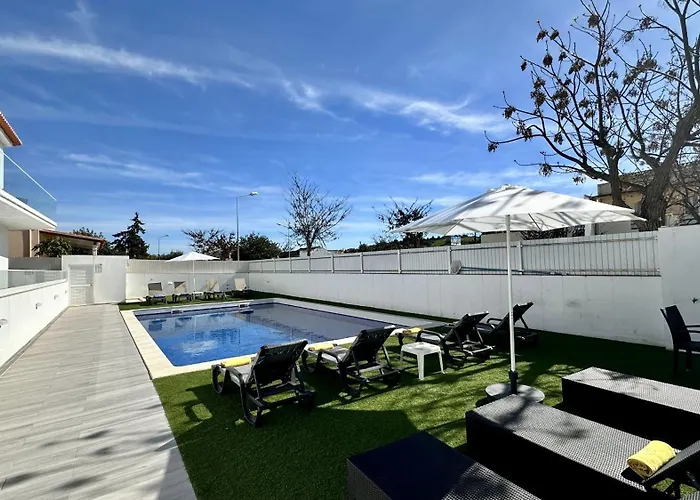 Hibisco 2 - Shared Pool - 8 Guests - * Albufeira