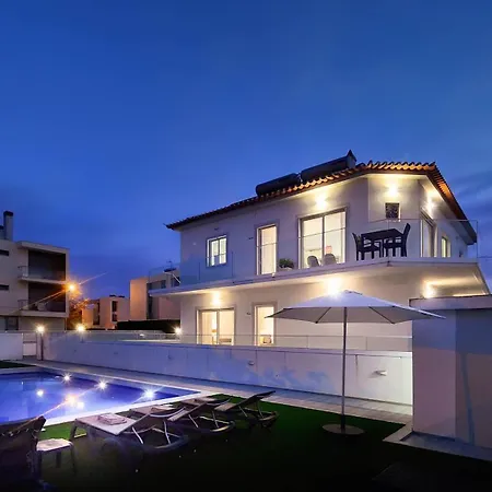 Hibisco 2 - Shared Pool - 8 Guests -